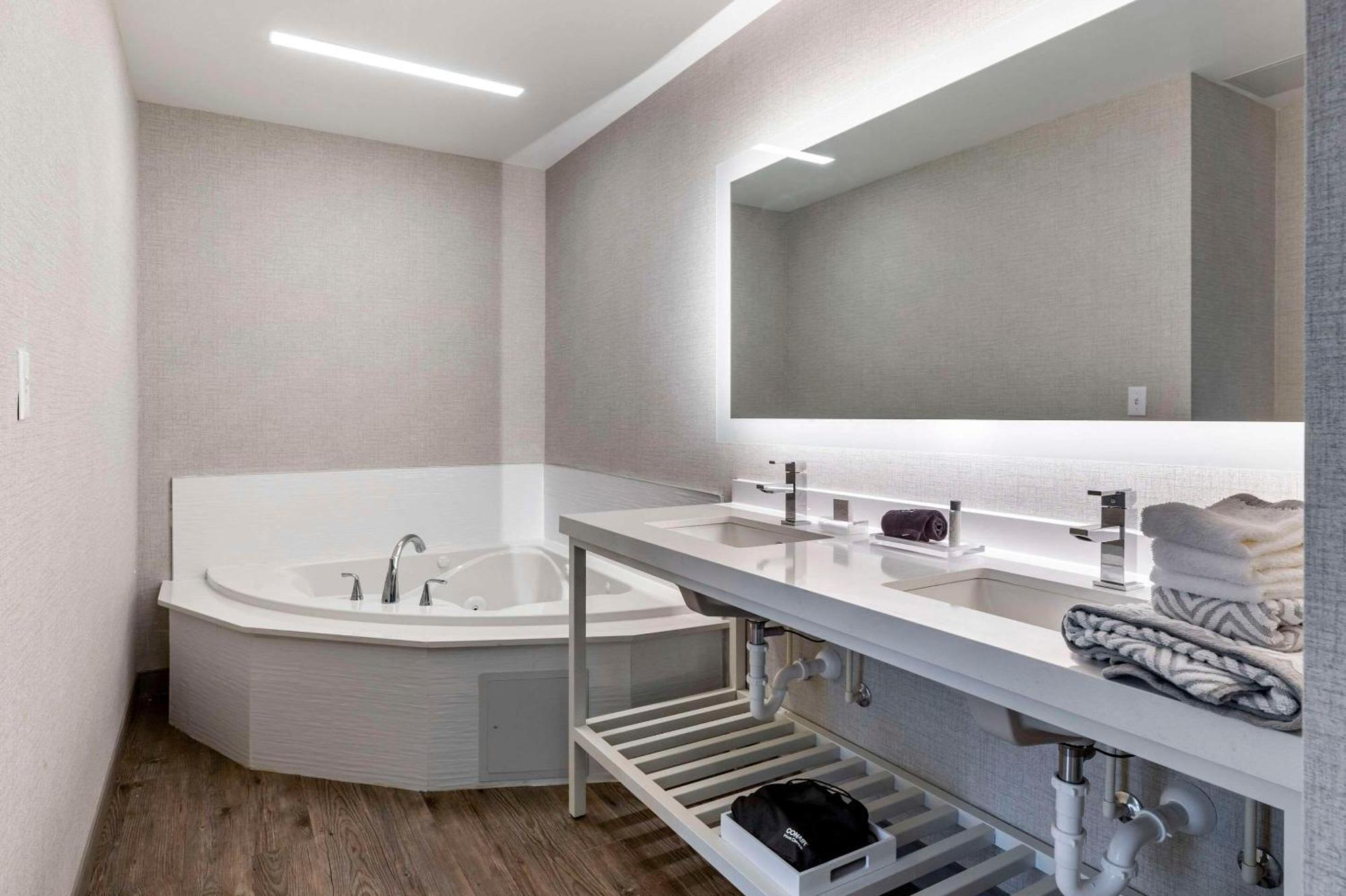 Cambria Hotel Manchester South Windsor Kültér fotó